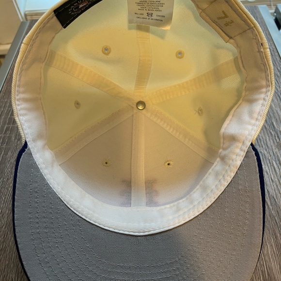 New York Mets Beige and Navy Cap - Picture 5 of 6